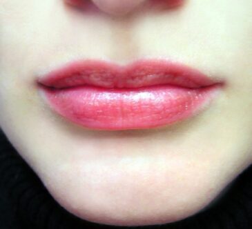 Nov lips wellness